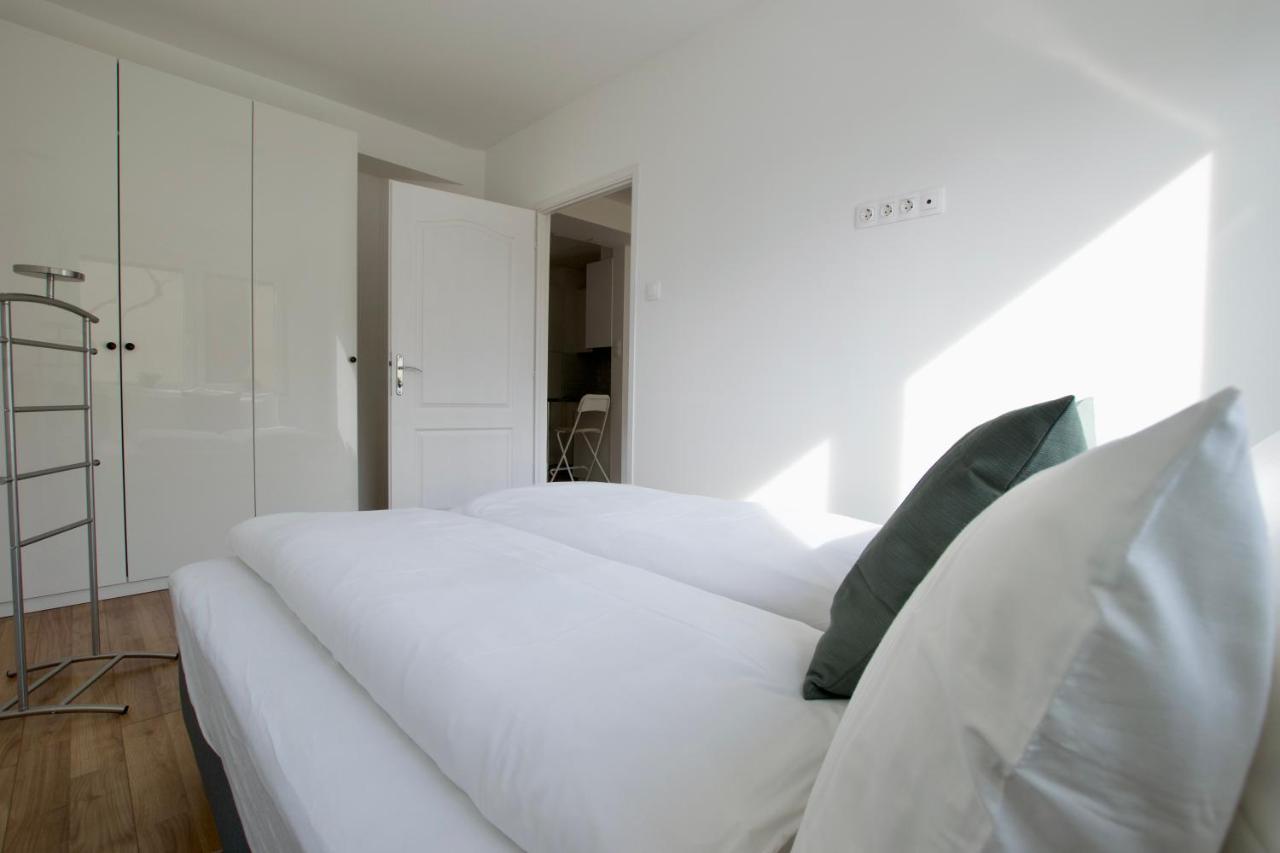 בודפשט Standard Apartment By Hi5 - Dessewffy 37 Suites מראה חיצוני תמונה