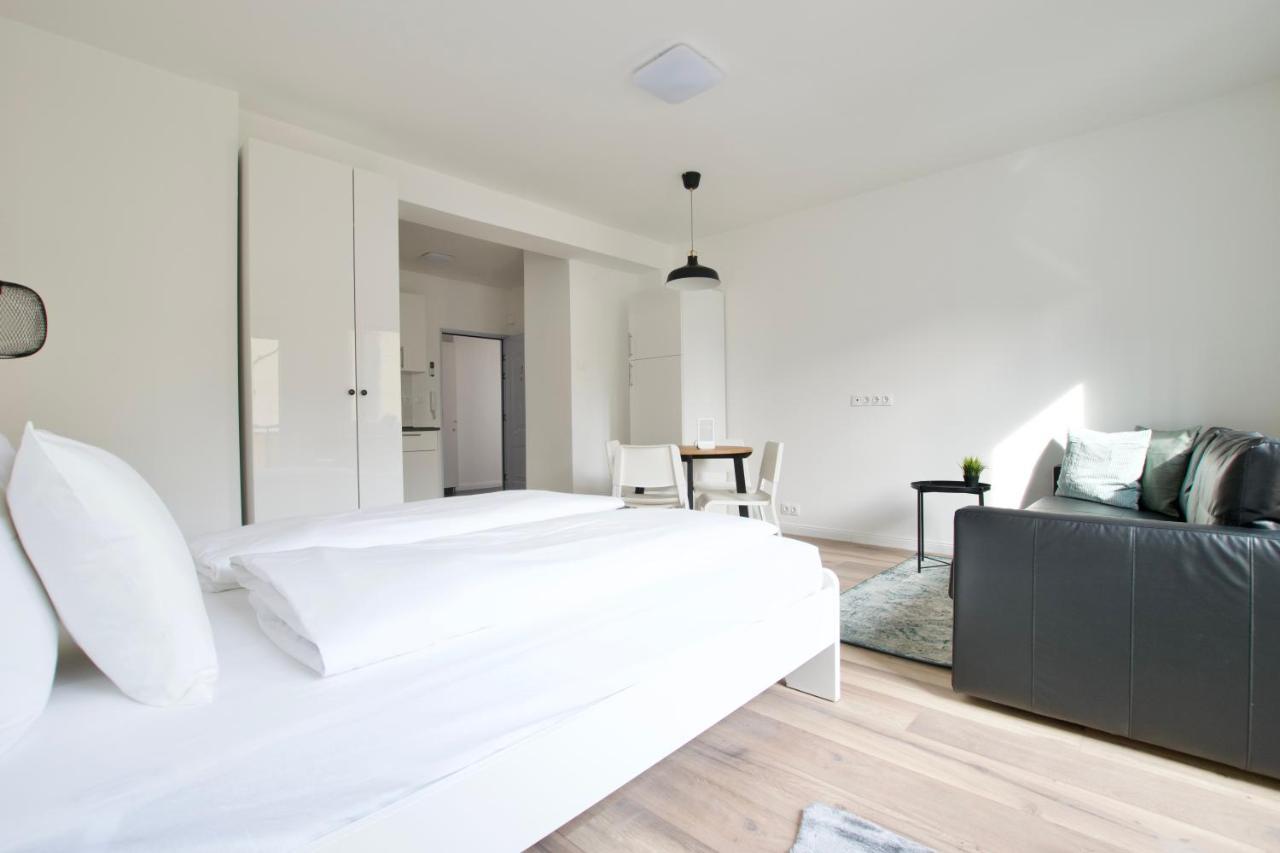 בודפשט Standard Apartment By Hi5 - Dessewffy 37 Suites מראה חיצוני תמונה