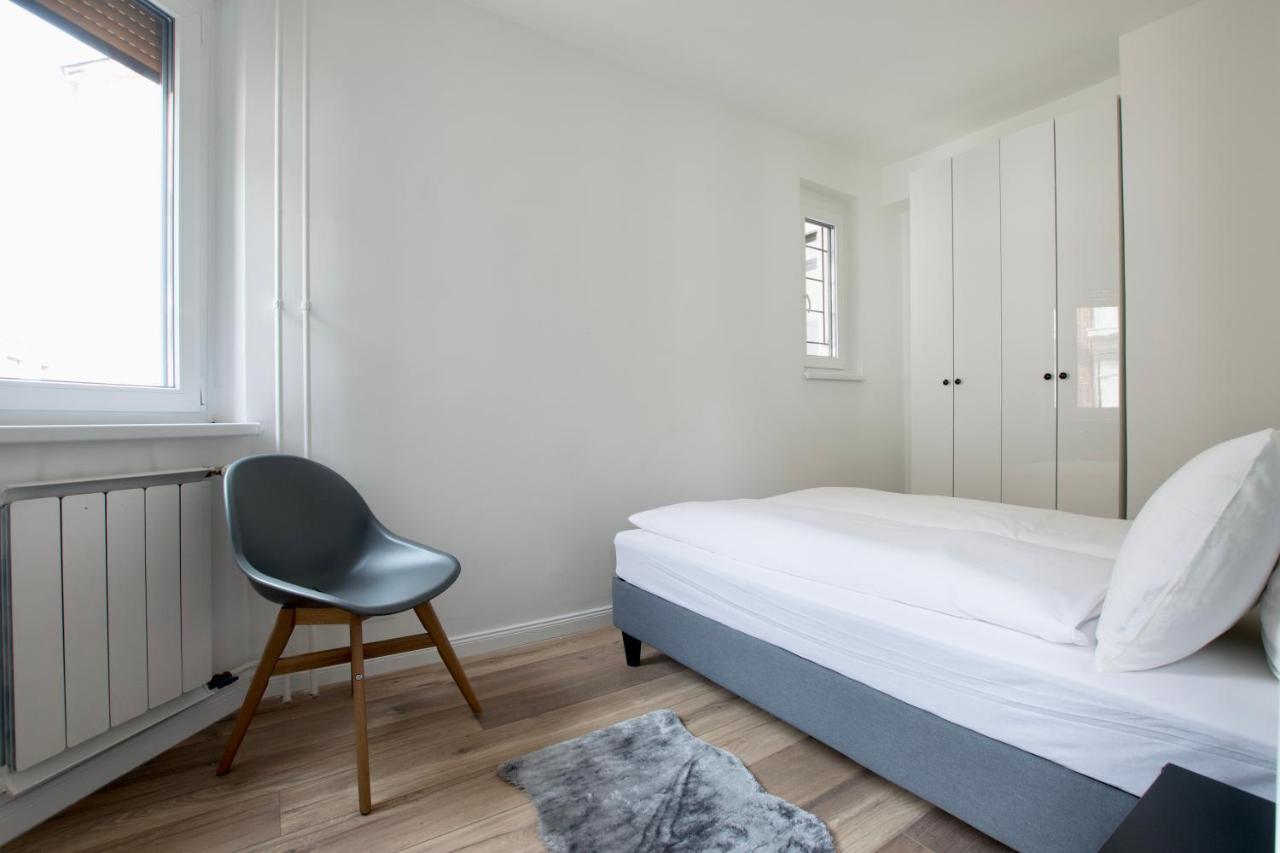 בודפשט Standard Apartment By Hi5 - Dessewffy 37 Suites מראה חיצוני תמונה